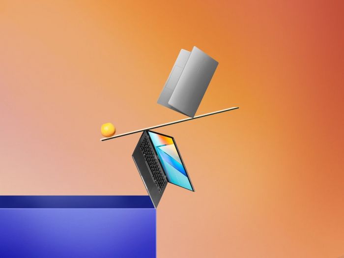 Ноутбук ASUS Vivobook S 14 M3407HA-SF079 14" WUXGA OLED, AMD R5-220, 16GB, F512GB, UMA, NoOS, Сріблястий