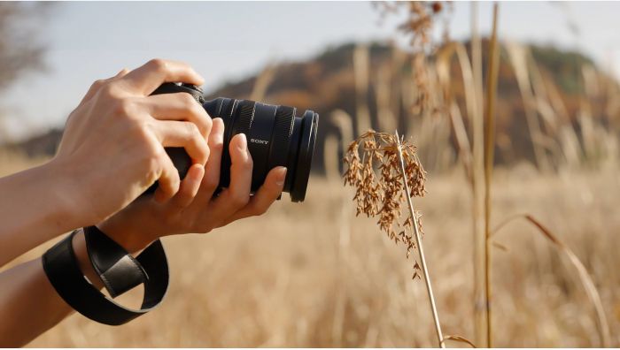 Об'єктив Sony FE 16-25mm F/2.8 G