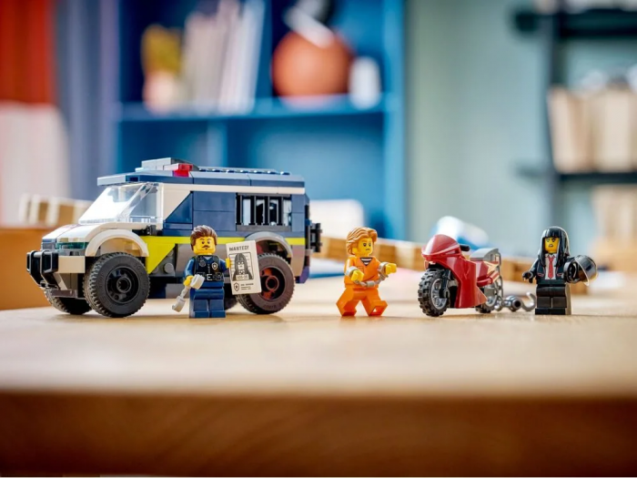 Конструктор LEGO City Поліцейський фургон для перевезення в'язнів