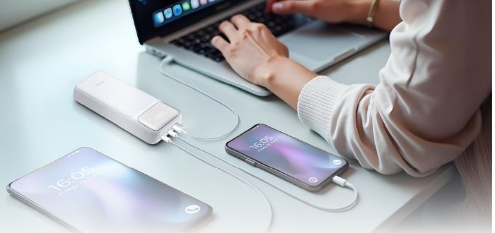 Акумулятор портативний літій-іонний Power Bank D-Link 20000мА*год, 65Вт PD 3.0, QC 3.0, 2xUSB-C, 1xUSB-A з дисплеєм, білий
