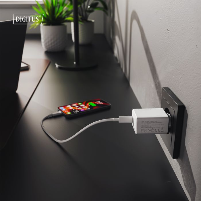 Зарядний пристрій DIGITUS GaN 1хUSB-C, 1хUSB-A, 30W