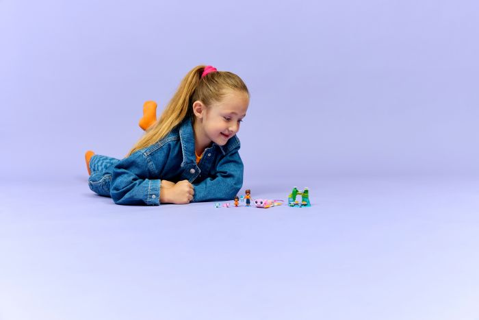 Конструктор LEGO Friends Пригодницький човен «Аксолотль»