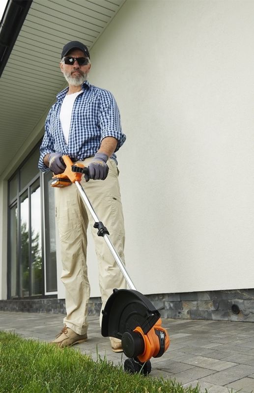 Тример садовий акумуляторний SEQUOIA SBT2030D 20В 30см 9000об/хв ліска 1.6мм 1.8кг без АКБ та ЗП