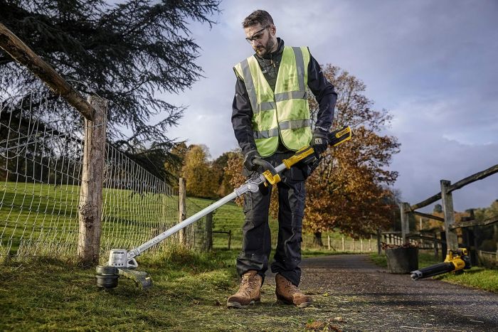 Тример садовий акумуляторний DeWalt 18В 36см ліска 3.6кг без АКБ та ЗП