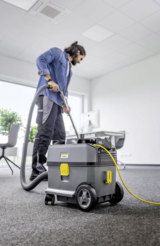 Пилосос професійний Karcher T 10/1 585Вт 185мБар контейнер 10л 6.6кг