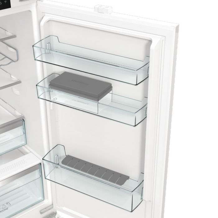 Холодильник Gorenje вбудований з нижн. мороз., 177x69x55см, 2 двері,252(76)л, А+, NF+, Зона св-ті, Диспл, Wi-Fi, Біли
