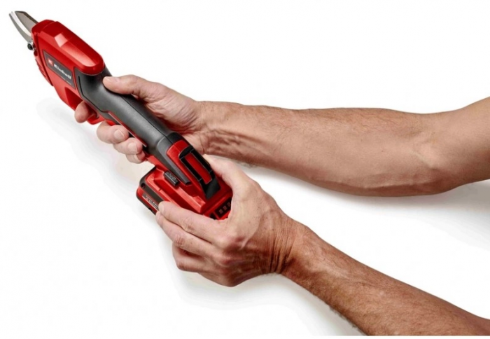 Секатор акумуляторний Einhell GE-LS 18 Li Kit 18В PXC акб 1х2.5А·год до 28мм ЗП 0.9кг