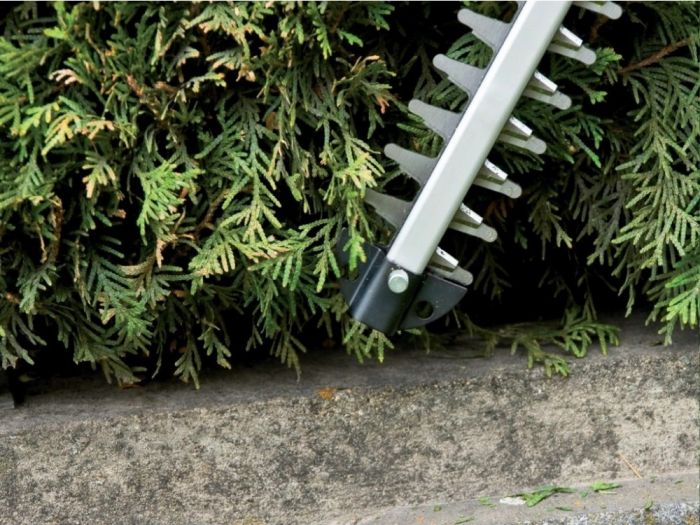 Кущоріз акумуляторний Einhell GC-CH 1846 Li Kit 18В акб 1х2.5А·год 46см крок різу 15мм ЗП 2кг