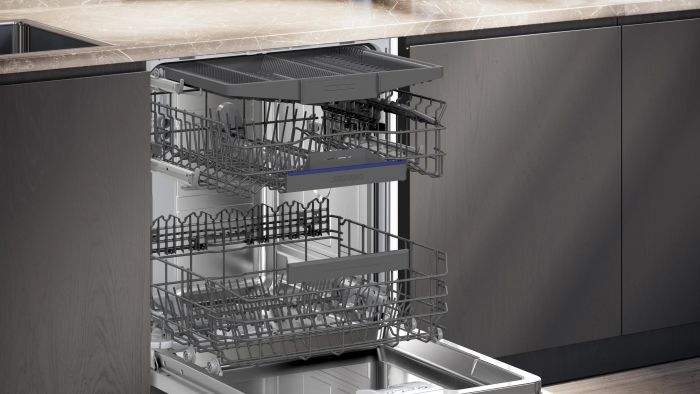 Посудомийна машина Siemens вбудована, 14компл., C, 60см, дисплей, 3й кошик, білий