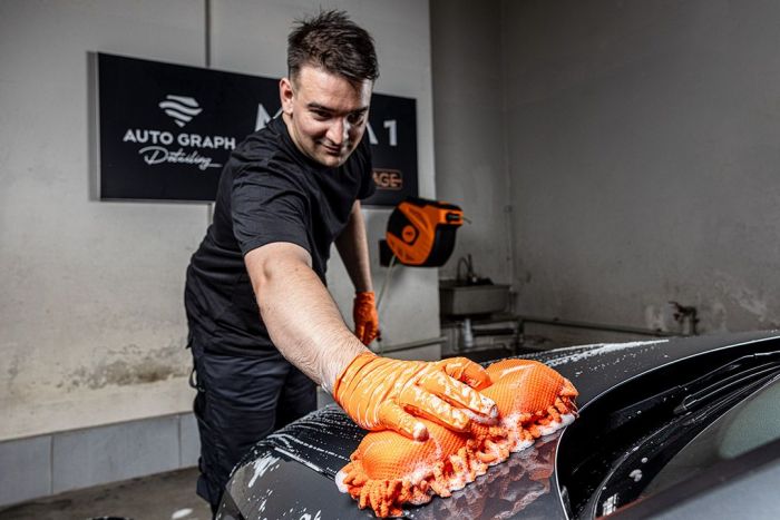 Губка для миття автомобіля Neo Tools з мікрофібри 26х12х6см 0.11кг