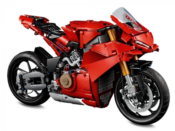 Конструктор LEGO Technic Мотоцикл Ducati Panigale V4 S