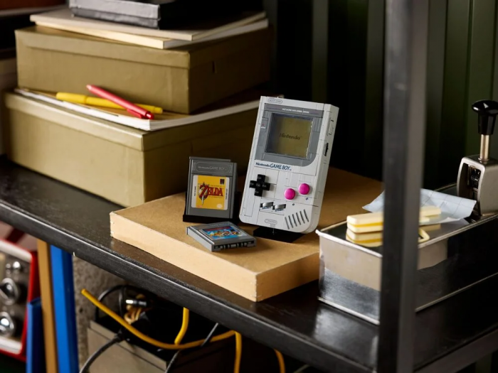 Конструктор LEGO Super Mario Game Boy