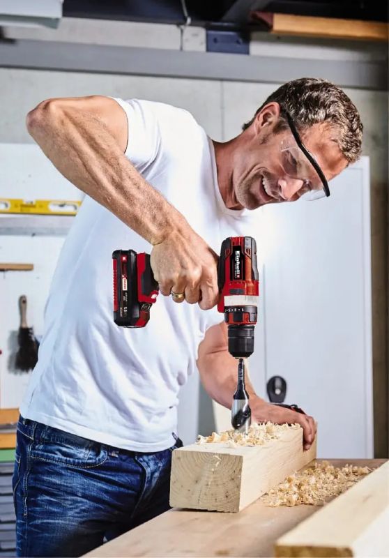 Шурупокрут-дриль акумуляторний Einhell TE-CD 18/40 Li Kit PXC 18В акб 1х2.5А·год 40Нм 400·1500об/хв ЗП 1.25кг