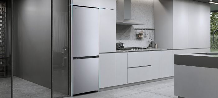 Холодильник LG з нижн. мороз., 203x60х68, холод.відд.-262л, мороз.відд.-113л, 2дв., E, NF, інв., диспл внутр., Fresh Сonverter, Metal Fresh, сріблястий