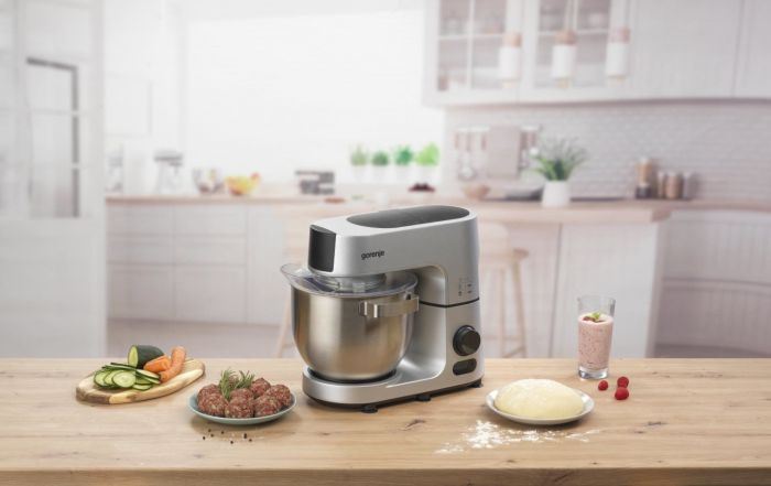 Кухонна машина Gorenje 1500Вт, дисплей, чаша-метал, корпус-метал+пластік, насадок-7, сріблястий