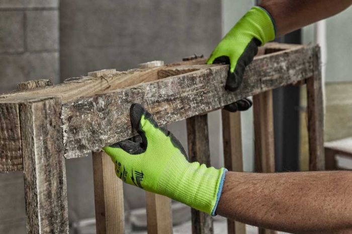 Рукавички робочі Milwaukee, smartswipe, поліуретан/спандекс/поліестер, р.8, зелено-чорний