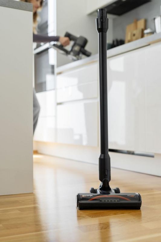 Пилосос Gorenje бездротовий, 70Вт, конт пил -0.7л, автон. робота до 60хв, HEPA, підсвічування, індикатор, антрацит