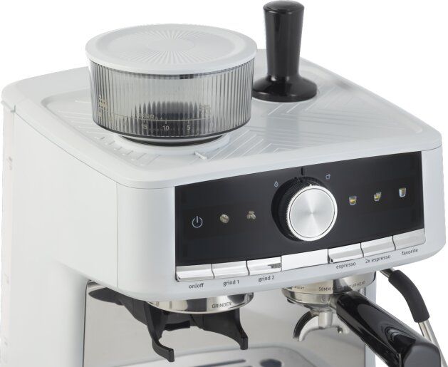 Кавоварка Gorenje ріжкова 2.5л, кавомолка 0,25л, капучинатор, кнопочне керування, білий