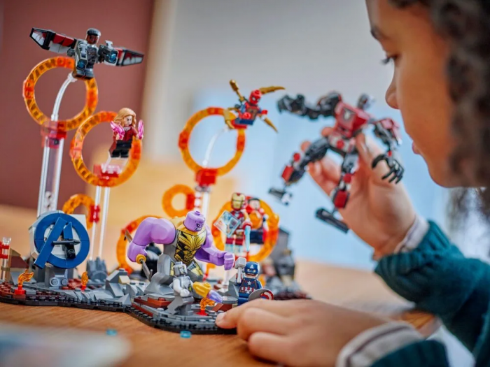 Конструктор LEGO Super Heroes Месники: Завершення. Вирішальна битва