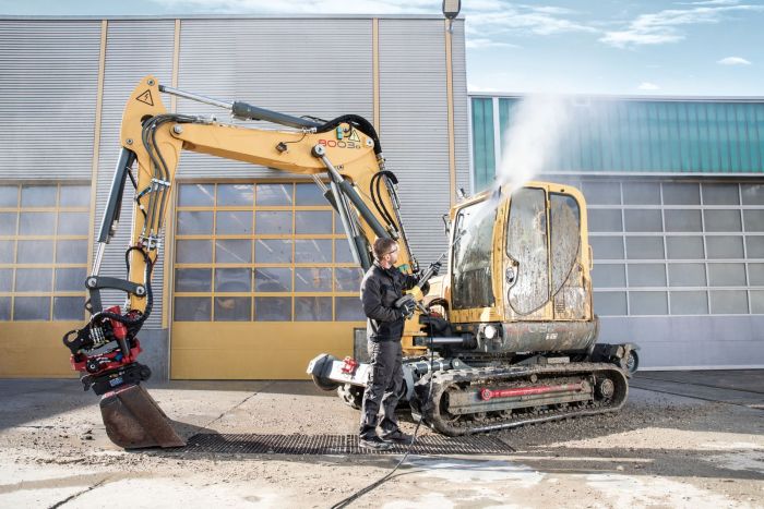 Мінімийка високого тиску Karcher HD 6/15 M Plus 3100Вт 15-150бар 560л/год шланг 10м 30кг