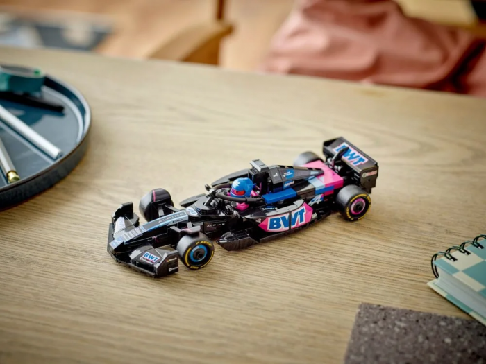 Конструктор LEGO Speed Champions Автомобіль для перегонів BWT Alpine F1® Team A524