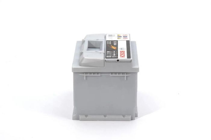 Акумулятор Bosch S5 12В 61А·год 600А R+ (0 092 S50 040)