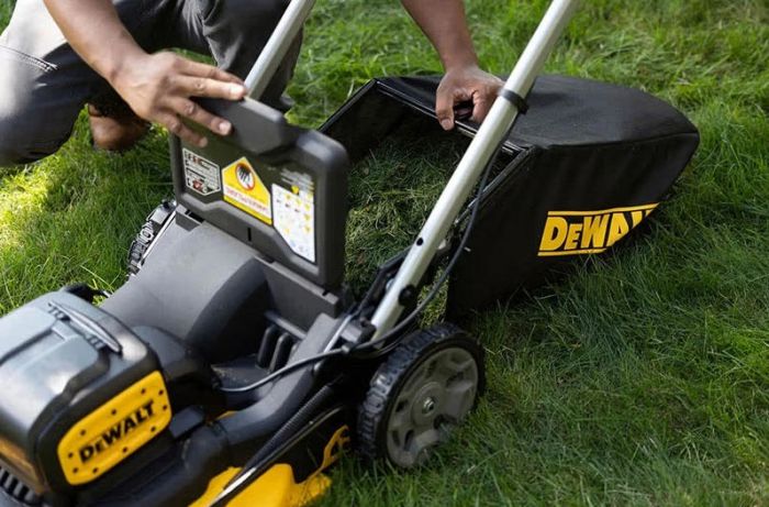 Газонокосарка акумуляторна DeWalt 2х18В 53см 67л 25-102мм 28кг без АКБ та ЗП