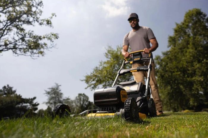 Газонокосарка акумуляторна DeWalt 2х18В 53см 67л 25-102мм 28кг без АКБ та ЗП