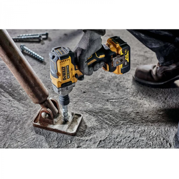 Гайковерт ударний акумуляторний DeWALT XR Li-Ion 18В 1084Нм 2000об/хв 3250уд/хв 1/2" 1.67кг без АКБ та ЗП