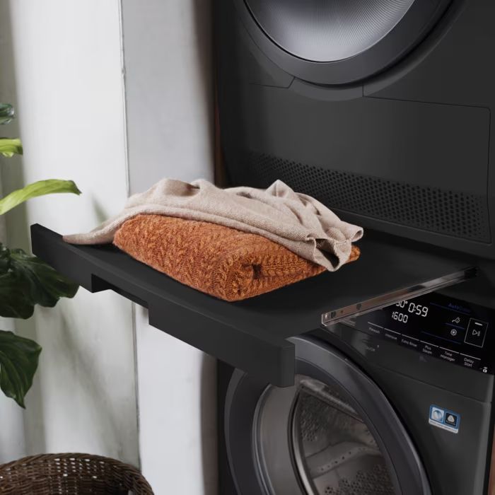 Комплект монтажний Electrolux для з'єднання пральної машини з сушильною машиною, висувна полиця, сріблястий темний