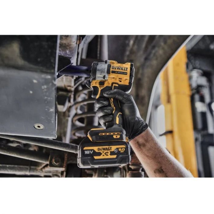 Гайковерт ударний акумуляторний DeWALT XR Li-Ion 18В 610Нм 1440-2500об/хв 3550уд/хв 3/8" 1.1кг без АКБ та ЗП