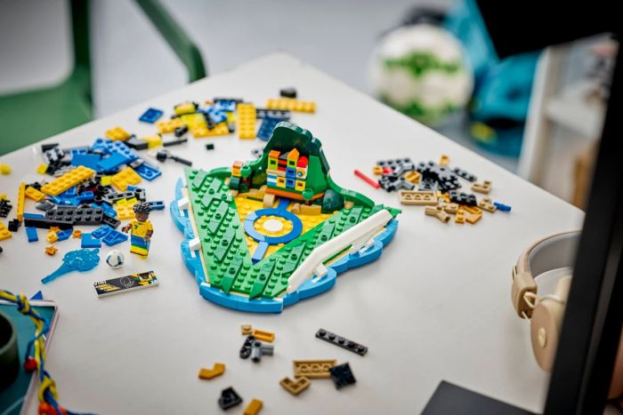 Конструктор LEGO Editions Football Вінісіус Жуніор — найкращі моменти футбольних матчів
