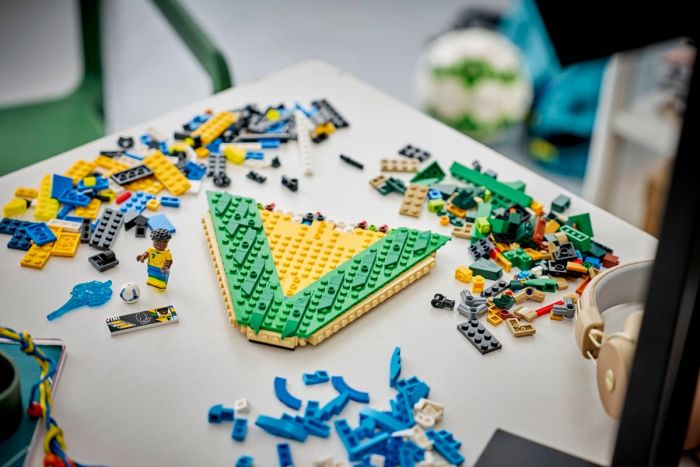 Конструктор LEGO Editions Football Вінісіус Жуніор — найкращі моменти футбольних матчів