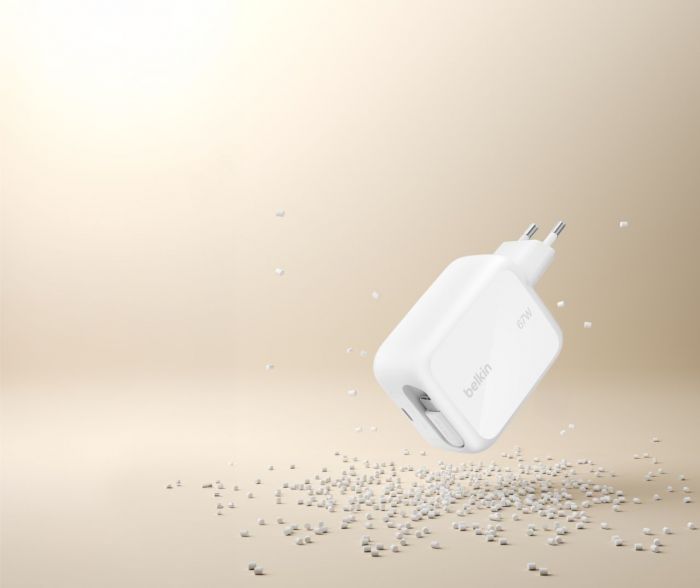 Зарядний пристрій мережевий Belkin 67Вт USB-C PD, PPS, вбудований кабель USB-C, білий