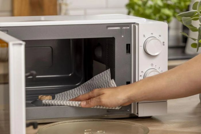 Мікрохвильова піч Gorenje, 20л, мех. керув., 700Вт, білий