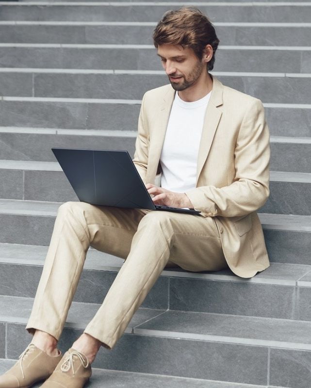 Ноутбук ASUS Zenbook 14 UX3405CA-ST1261 14" 3K OLED, Intel Ultra 5 225H, 16GB, F1TB, UMA, NoOS, Блакитний