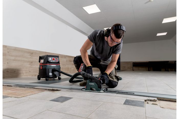 Шліфмашина кутова акумуляторна Metabo WVB 18 LT BL 11-125 Quick 125мм 18В 2х5.5А·год 2800-10000об/хв 1.8кг