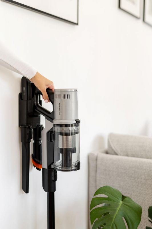 Пилосос Gorenje бездротовий, 60Вт, конт пил -0.6л, автон. робота до 50хв, HEPA, 2 в 1, підсвічування, індикатор, щітка- електротурбо, сірий