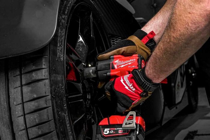 Гайковерт ударний акумуляторний Milwaukee M18 FMTIW2F12-502X 18В АКБ 2х5А·год 0-2575об·хв 881Нм 1/2" ЗП M12-18FC кейс 6.28кг