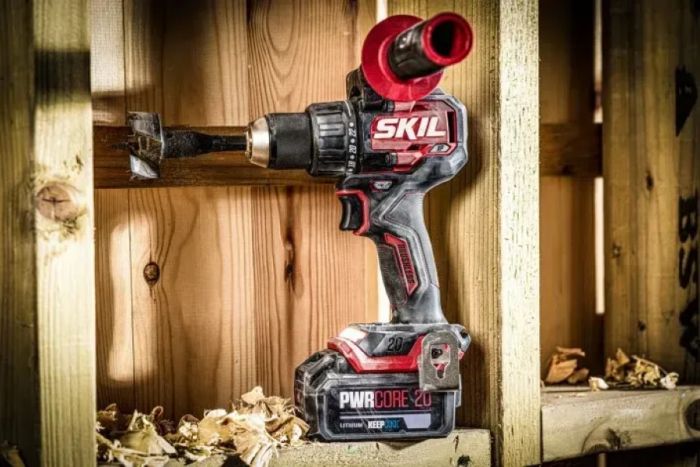 Шурупокрут-дриль акумуляторний SKIL 3080 CA XP 20В 1х5А·год 130Нм 600·2100об·хв 1.55кг