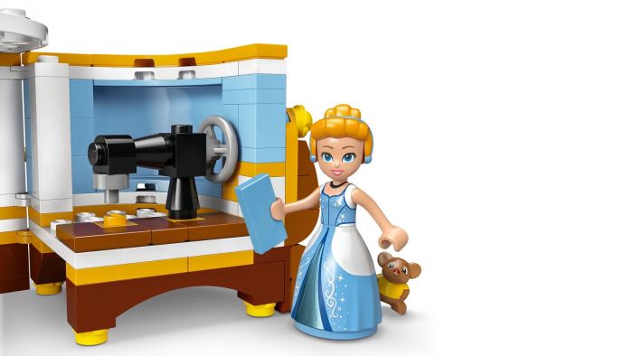 Конструктор LEGO Disney Princess Сукня Попелюшки