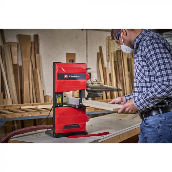 Пила стрічкова Einhell TC-SB 200/1, 250 Вт, 1400 об/хв, 900 м/хв, стіл 305x305 мм, виліт 200 мм, 15.8 кг