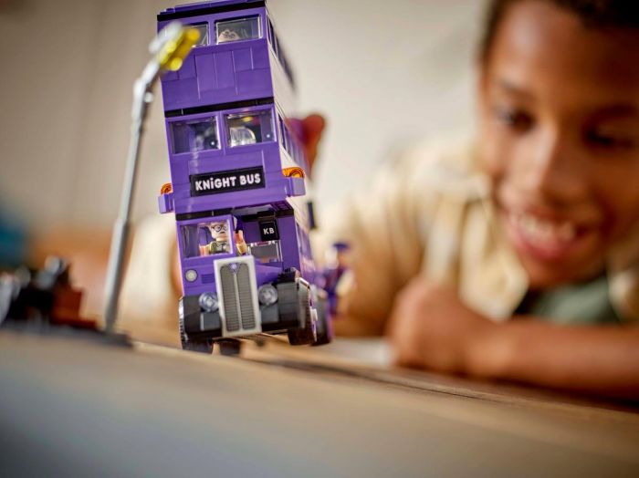 Конструктор LEGO Harry Potter Пригоди на Лицарському автобусі