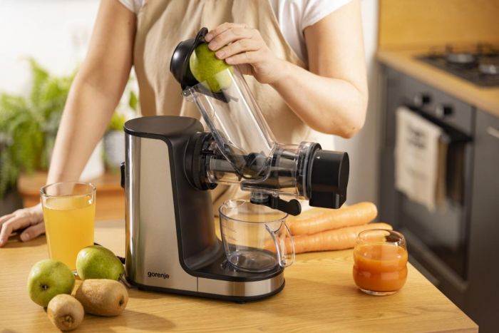 Соковитискач Gorenje відцентрований 200Вт, чаша-0.4л, жмих-0.6л, жолоб XXL, пластик/метал, чорний