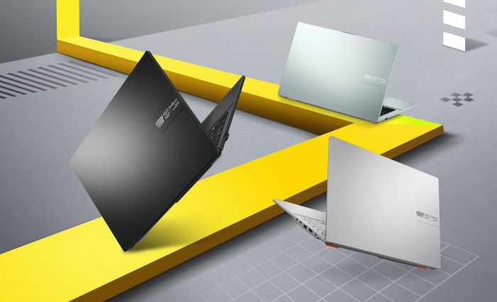 Ноутбук ASUS Vivobook GO 15 E1504FA-BQ2770 15.6" FHD IPS, AMD R3 30, 8GB, F512GB, UMA, NoOS, Сріблястий