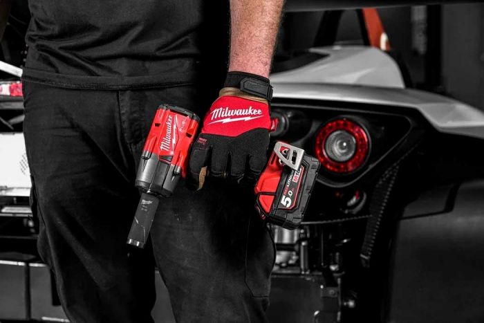 Гайковерт ударний акумуляторний Milwaukee M18 FMTIW2F12-502X 18В АКБ 2х5А·год 0-2575об·хв 881Нм 1/2" ЗП M12-18FC кейс 6.28кг