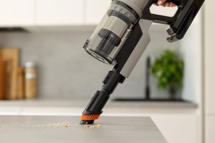 Пилосос Gorenje бездротовий, 60Вт, конт пил -0.6л, автон. робота до 50хв, HEPA, 2 в 1, підсвічування, індикатор, щітка- електротурбо, сірий