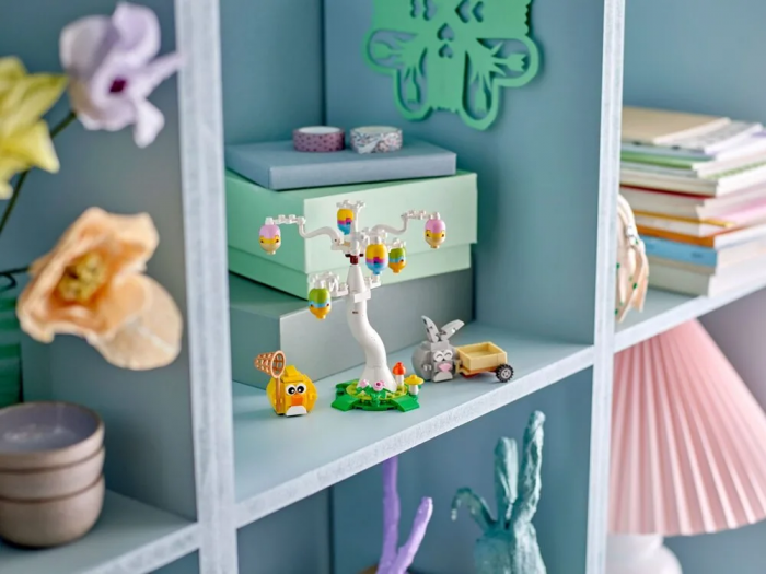 Конструктор LEGO Iconic Великодній кролик і полювання на курячі яйця