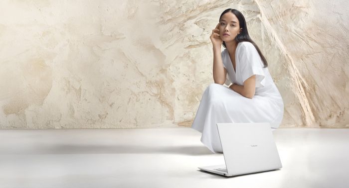 Ноутбук ASUS Zenbook S14 UX5406SA-QJ475W 14" WUXGA OLED, Intel Ultra 5 226V, 16GB, F1TB, UMA, Win11, Білий