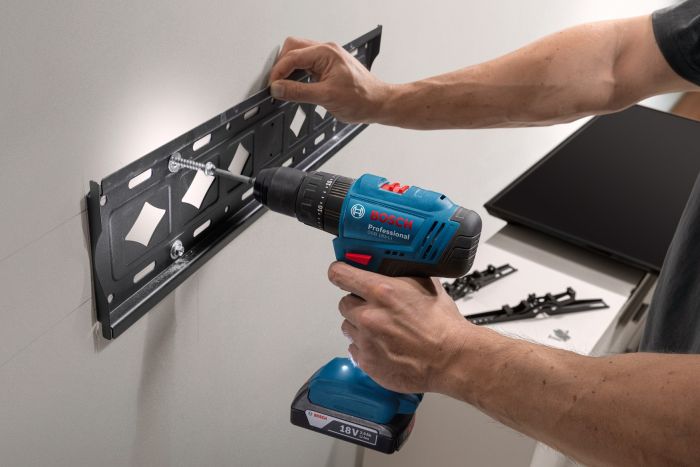 Шурупокрут-дриль ударний акумуляторний Bosch Professional GSB 183-LI 18В 2х2А·год 21-56Нм 374-1815об/хв кейс 1.2кг